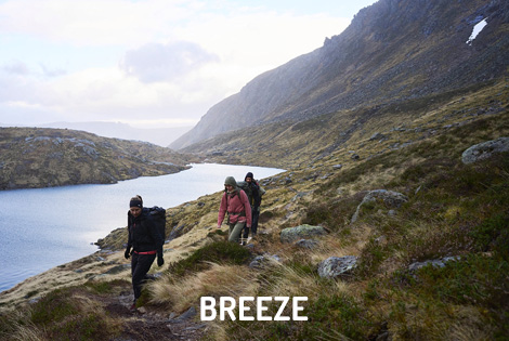 Ultraleicht, atmungsaktiv und nat�rlich weich � Devold Breeze aus 100 % Merinowolle ist perfekt f�r warme Tage und aktive Touren.