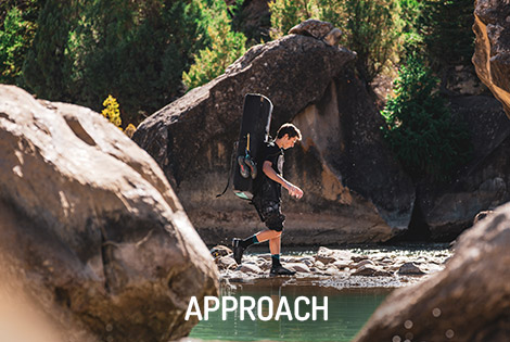 SCARPA Shop Approach - die aktuelle Zustiegsschuhe f�r Kletterer und Bergsteiger im Fr�hling- & Sommer 2023/24. SCARPA entwickelt leichte, wasserdichte und unterst�tzende Zustiegsschuhe mit Kletterzone im Zehenbereich, die den perfekten Zustieg �ber Ger�ll oder Klettersteige garantieren. Sie sorgen f�r ein au�ergew�hnlichen Komfort und den perfekten Grip in felsigem Gel�nde.